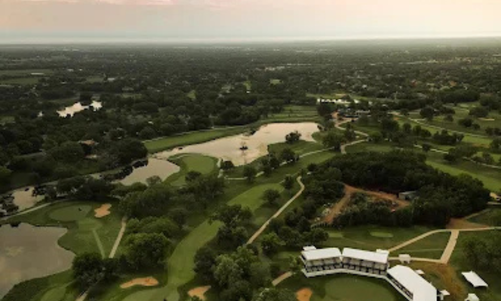 Crestview Country Club in Wichita Weddings Near Me Crestview Country Club in Wichita Weddings Near Me