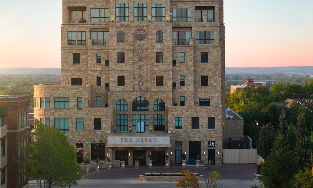 Oread Hotel in Lawrence, KS Weddings Near Me