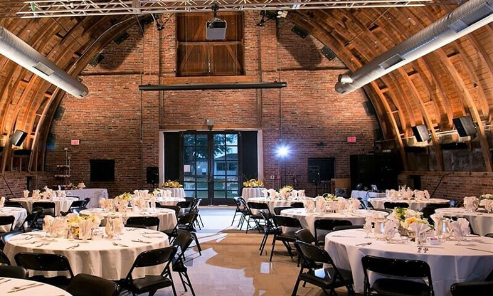 THOMPSON BARN WEDDING CEREMONIES
