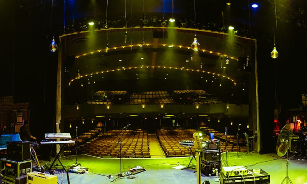 THE ENGLERT THEATRE WEDDING CEREMONIES